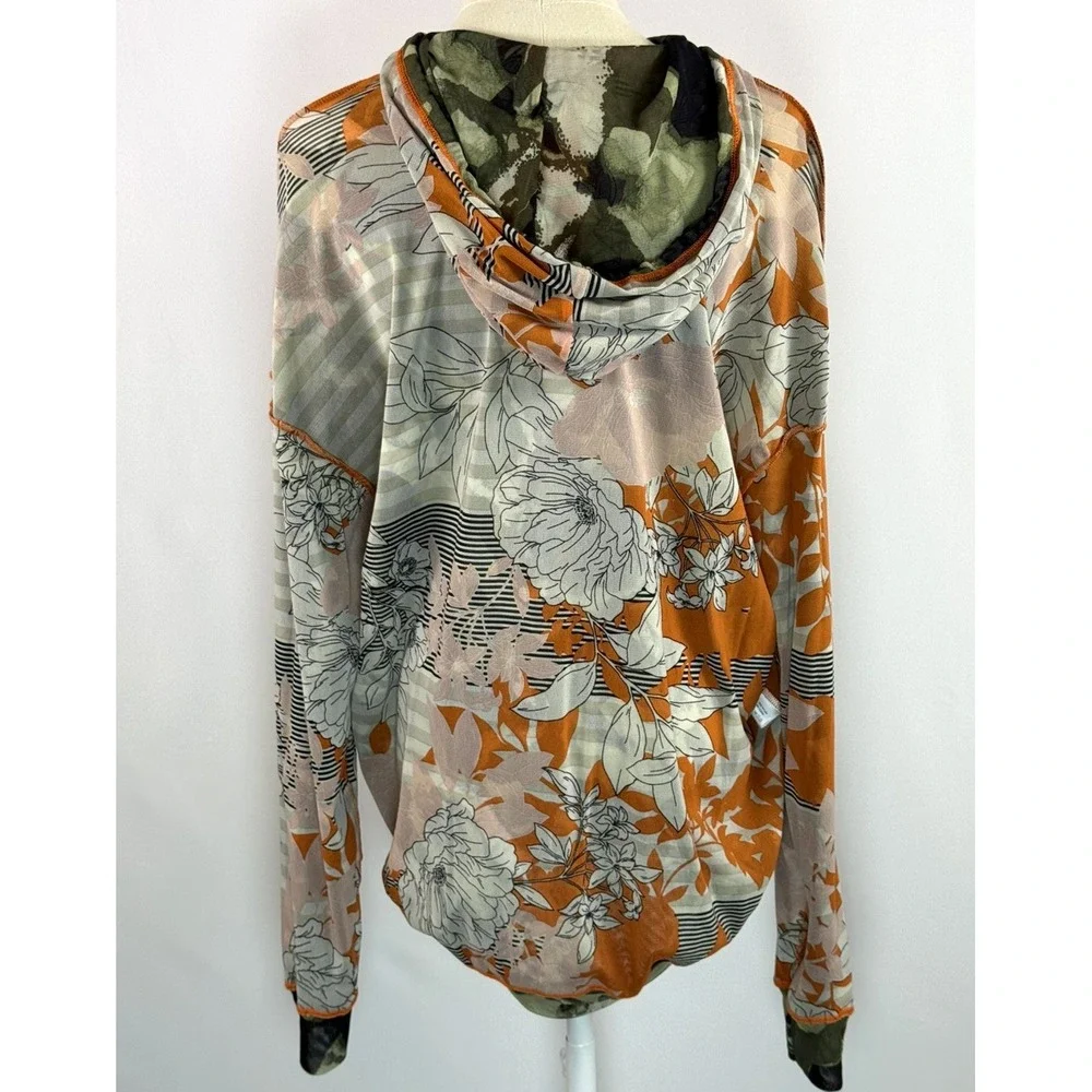 Petit Pois by Viviana G Women Camouflage Double Print Reversible Hoodie Small